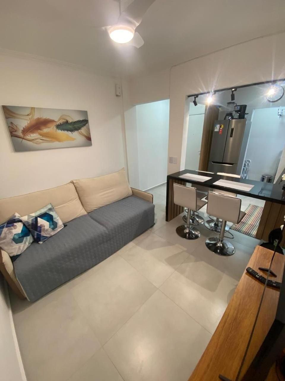 Canto Forte- Suite C/Varanda - Ate 5 Hospedes- Garagem - Wi Fi E 200 Metros Da Praia, 50 Metros Da Av Gastronomica Da Pg Praia Grande  Exterior photo