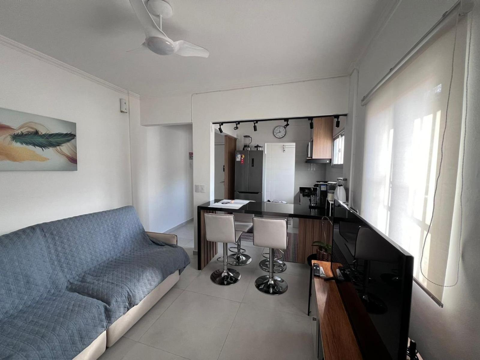 Canto Forte- Suite C/Varanda - Ate 5 Hospedes- Garagem - Wi Fi E 200 Metros Da Praia, 50 Metros Da Av Gastronomica Da Pg Praia Grande  Exterior photo